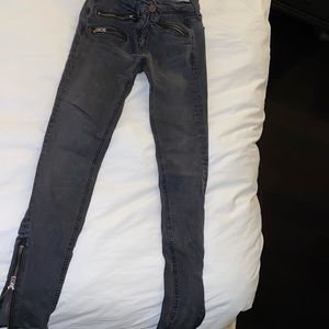 Rag & Bone dark grey jean